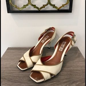 Botticelli patent leather sandal
